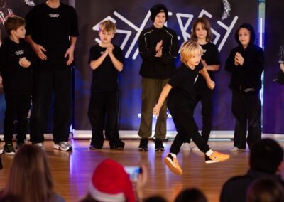 SYND-ChristmasShowKids-2025-Web-11