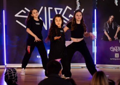 SYND-ChristmasShowKids-2025-Web-16