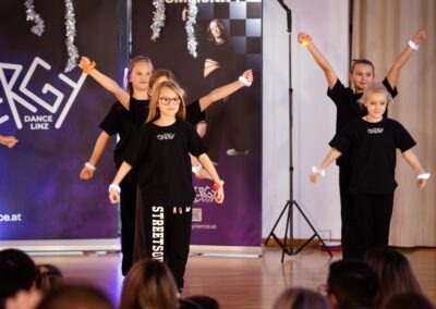 SYND-ChristmasShowKids-2025-Web-6